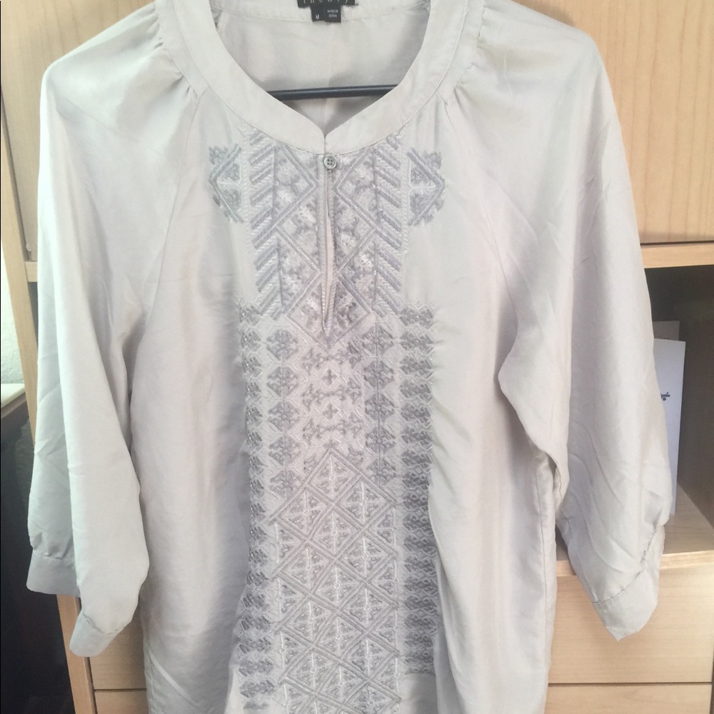 Theory gray silk blouse